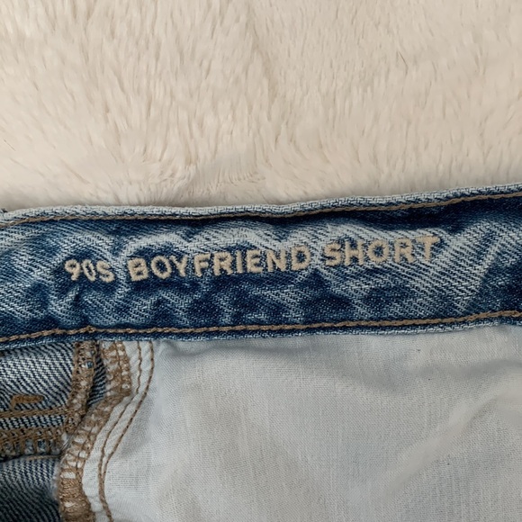90s Boyfriend Short - Picture 3 of 3